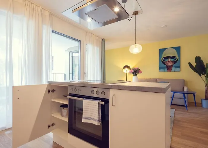 Meverling Lemon 4 Apartment