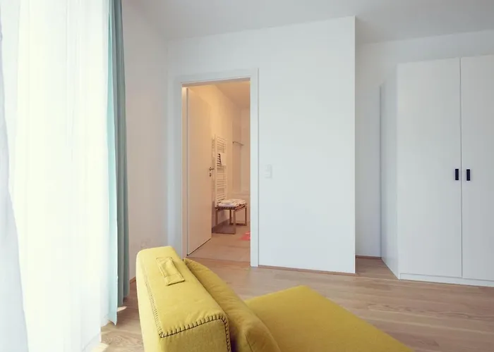Apartment Meverling Lemon 4